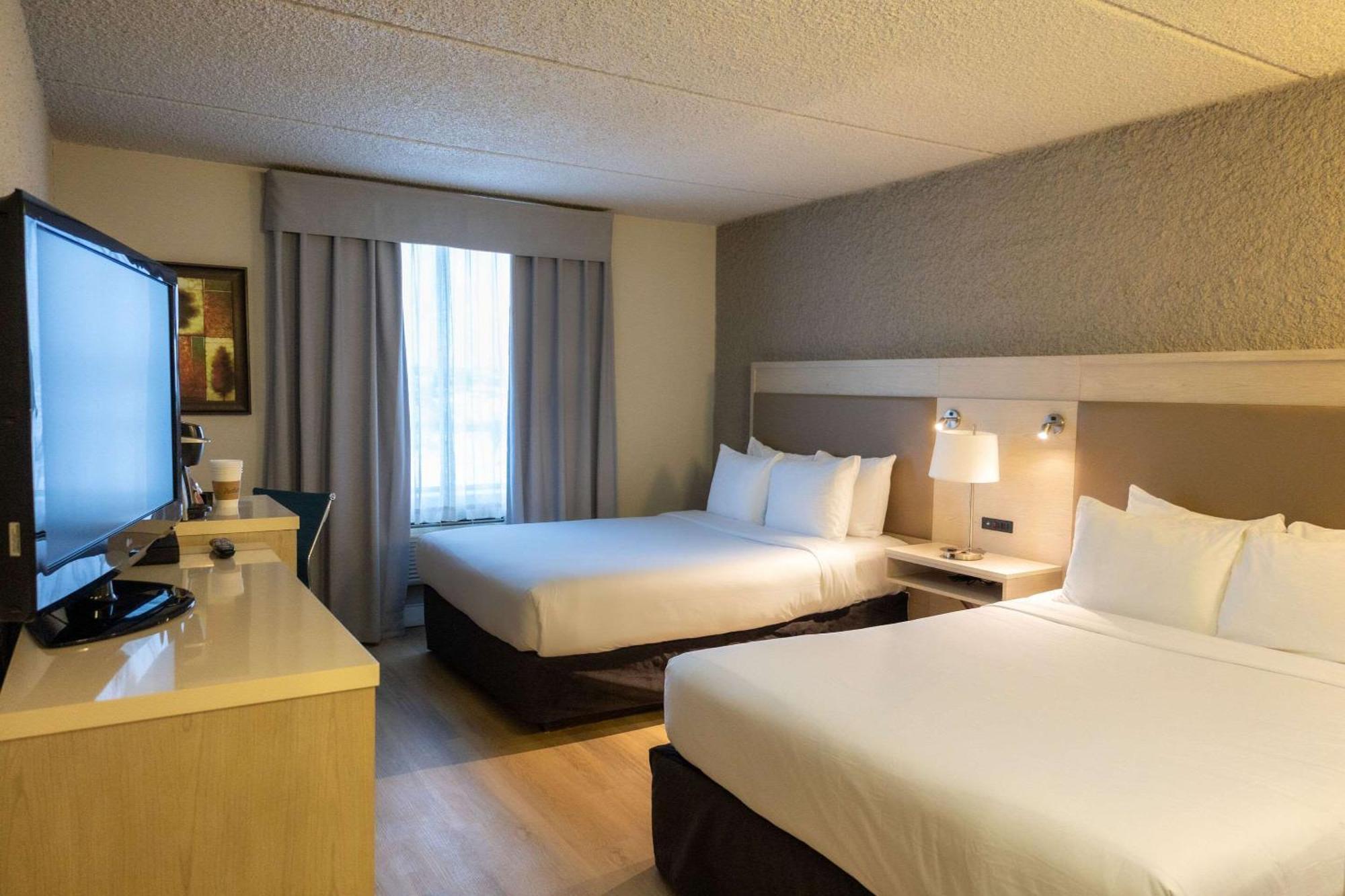 Fort St. John Radisson Hotel Fort St John מראה חיצוני תמונה