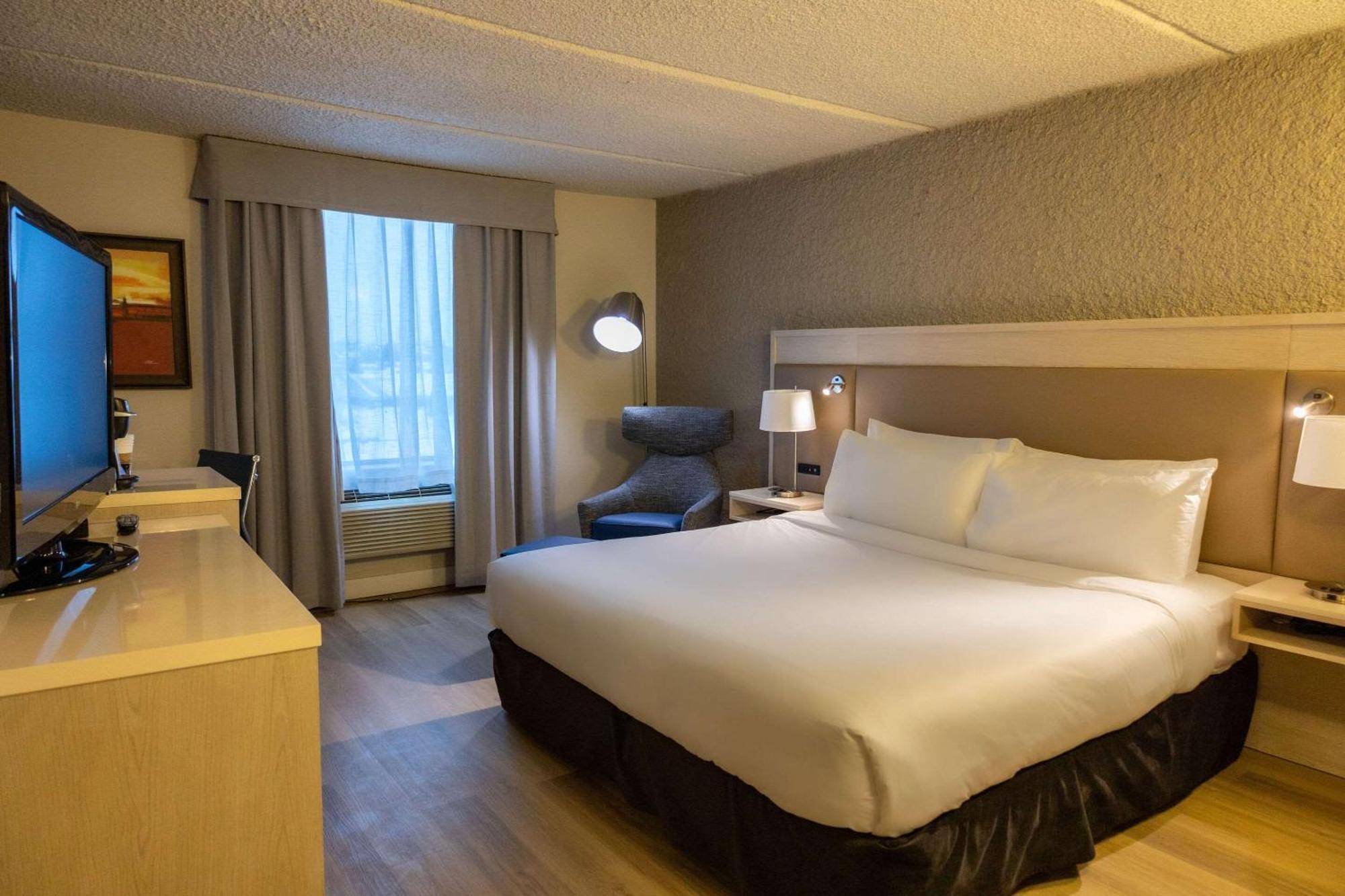 Fort St. John Radisson Hotel Fort St John מראה חיצוני תמונה